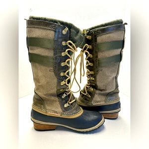 SOREL Conquest Carly II Tall Winter Boots Size 8 Waterproof